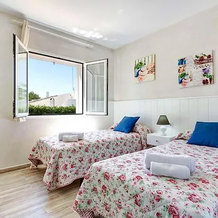 Torre Soli Nou Sleeps 4 Pool Air Con Wifi Villa